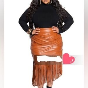 K Glam Faux Leather Fringe Skirt Size 3x Fits 18/20